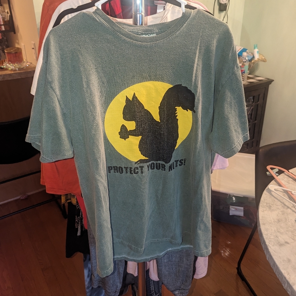 💙Protect your nuts Mens Large tee